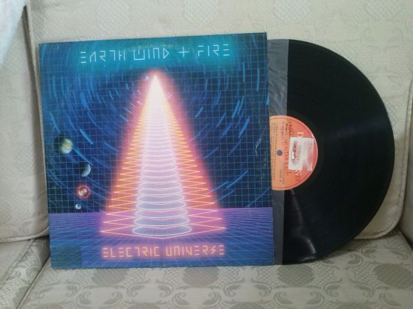 Lp  Earth, Wind & Fire   Electric Universe